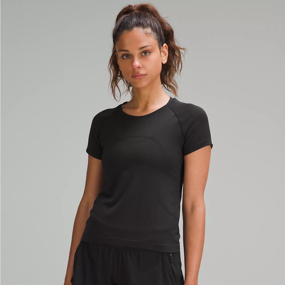 Swiftly Tech Short-Sleeve Shirt 2.0 Race Length Black